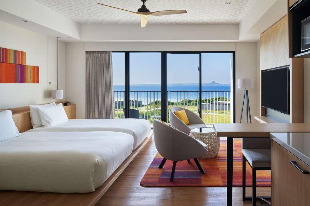 Hilton Club The Beach Resort Sesoko Накиджин Стая снимка